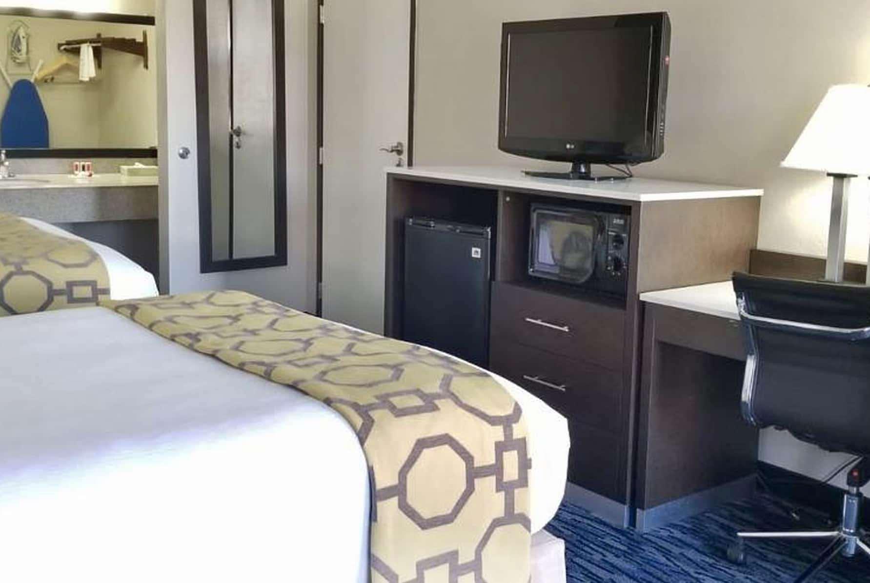 Baymont By Wyndham Port Arthur - Groves Area Екстериор снимка